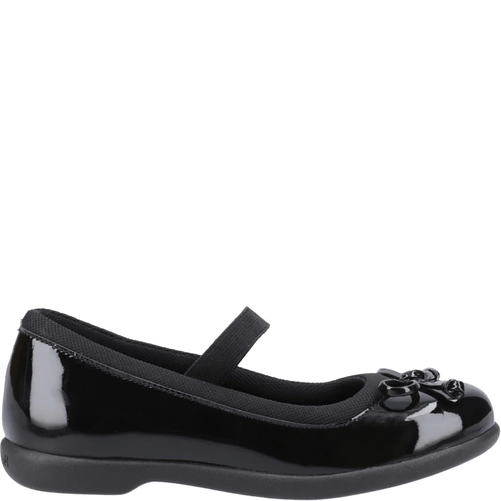 Hush Puppies Betty Patent Junior School Shoes - Image 4