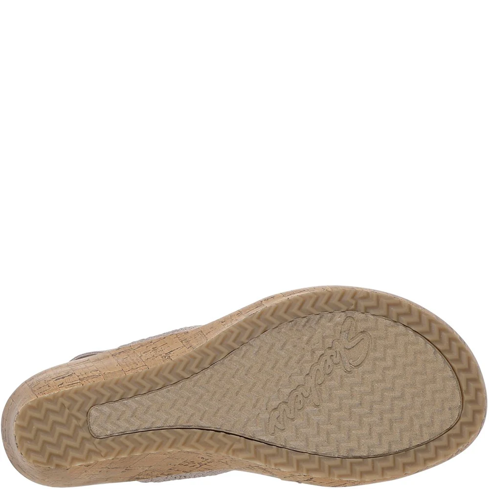 Skechers Beverlee Timeless Touch Sandal - Image 2