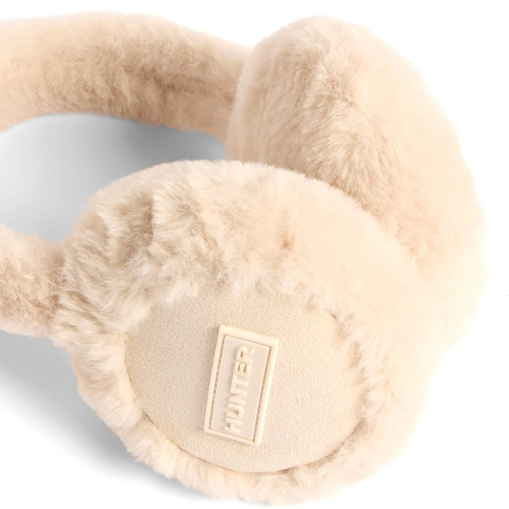 Hunter Blackmuir Sherpa Ear Muffs and Mittens Box Set - Image 4