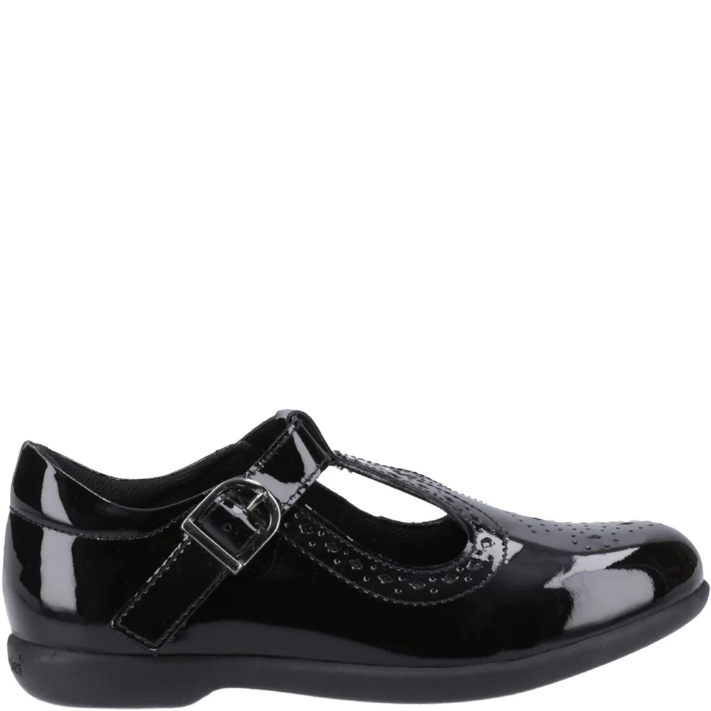 Hush Puppies Britney Patent Junior School Shoes - Image 5