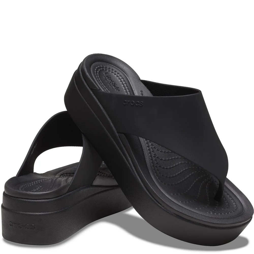 Crocs Brooklyn Flip - Image 3