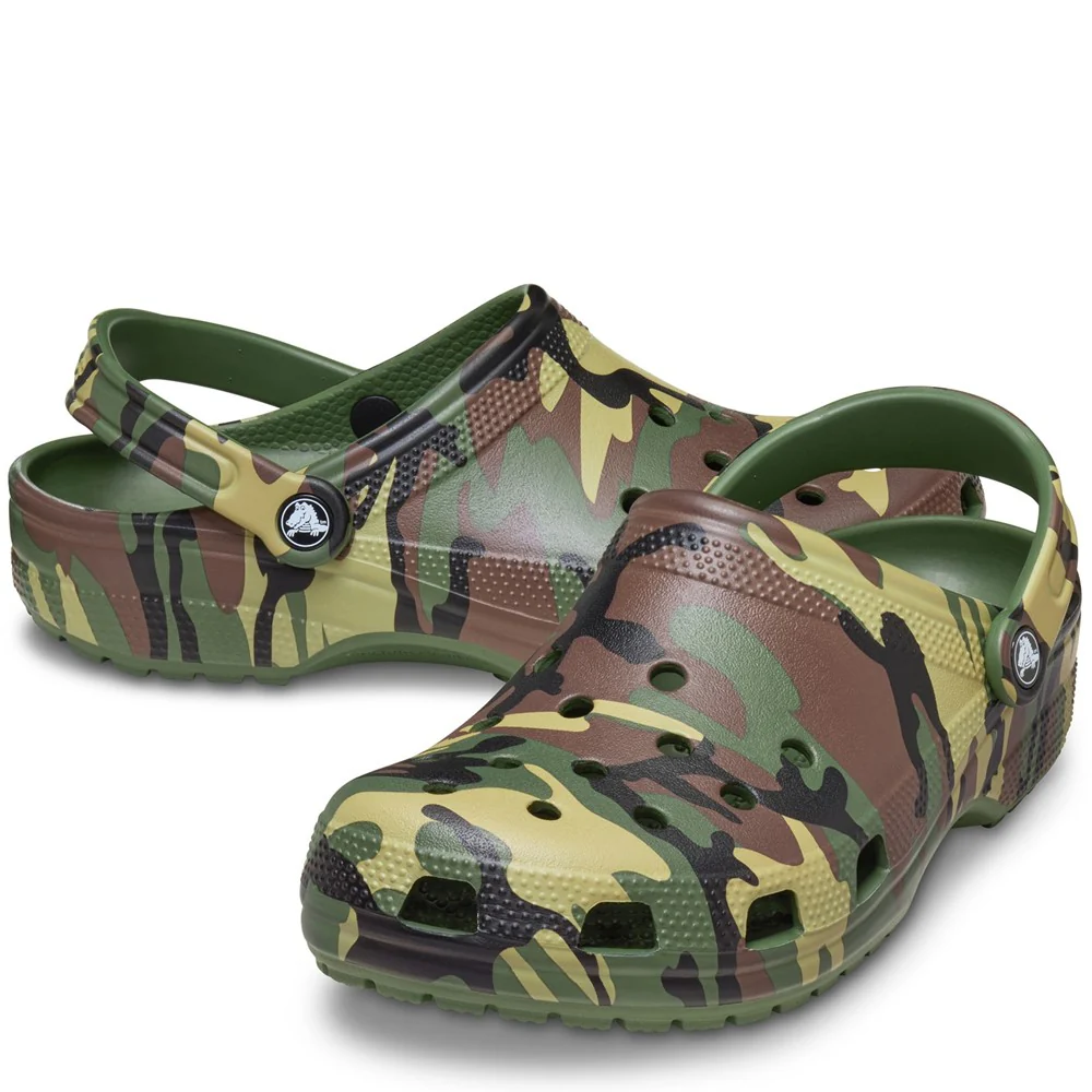 Crocs Unisex Classic Camouflage Clogs - Image 3