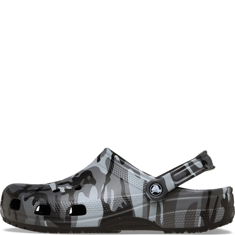 Crocs Unisex Classic Camouflage Clogs - Image 6