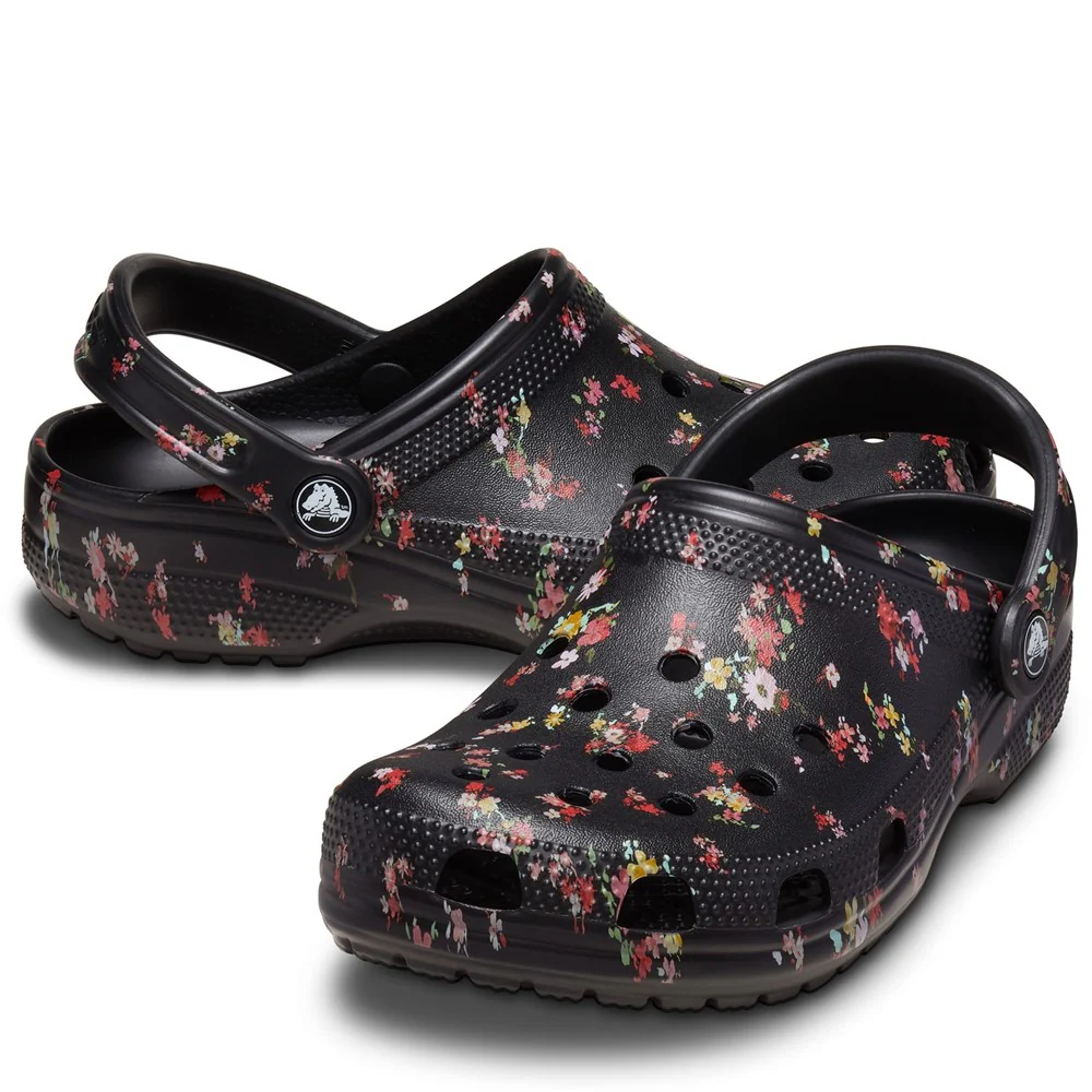 Crocs Unisex Classic Graphic Clog - Image 3