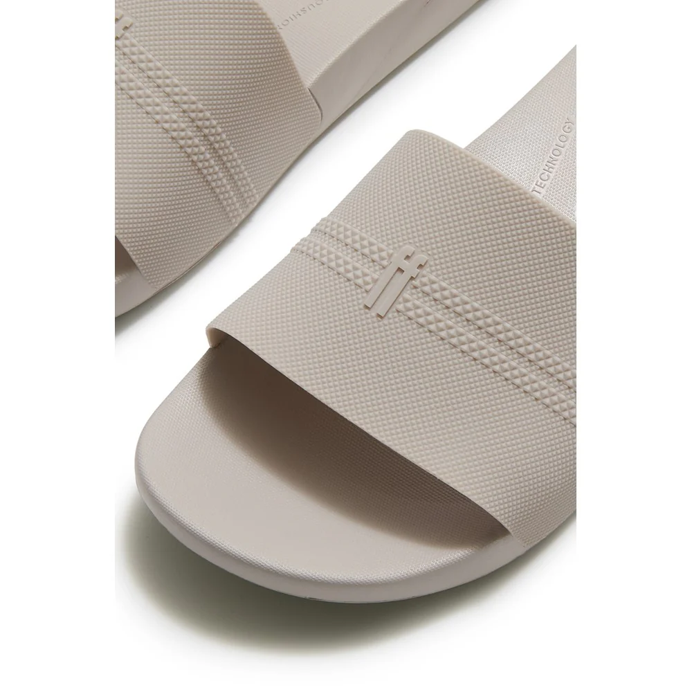 Fitflop iQushion Pool Slides - Image 5
