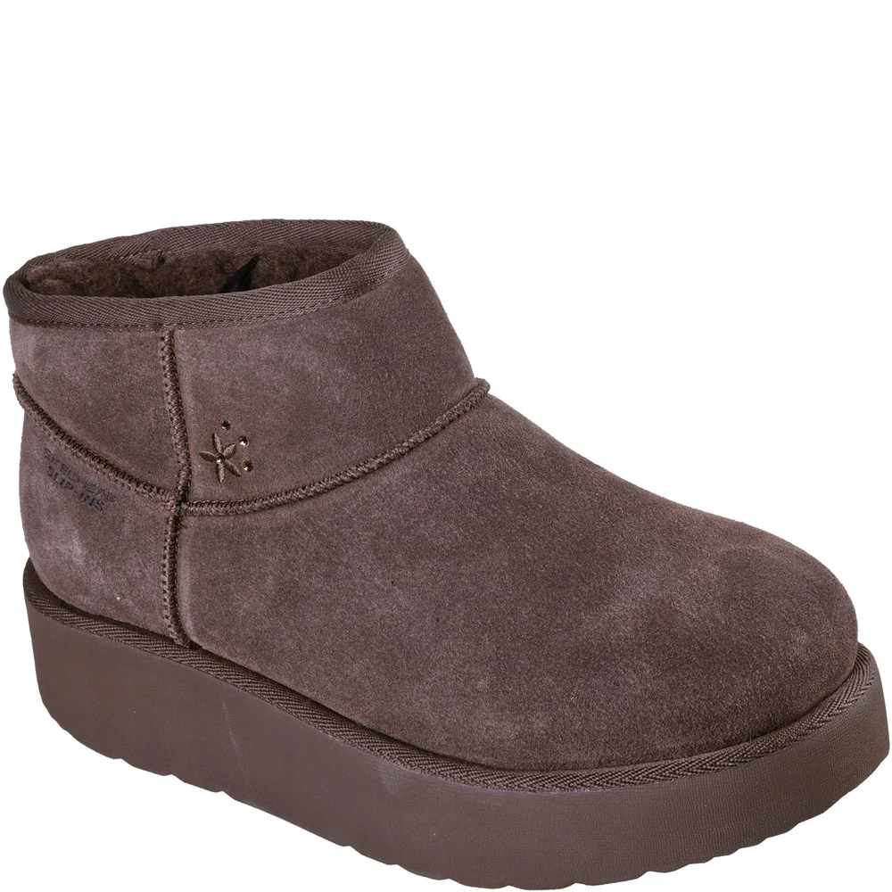 Skechers Keep Cozy Boots