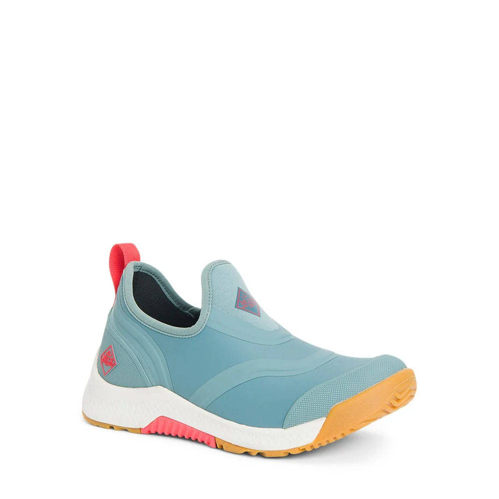 Muck Boots Outscape Low Waterproof Shoe - Image 9