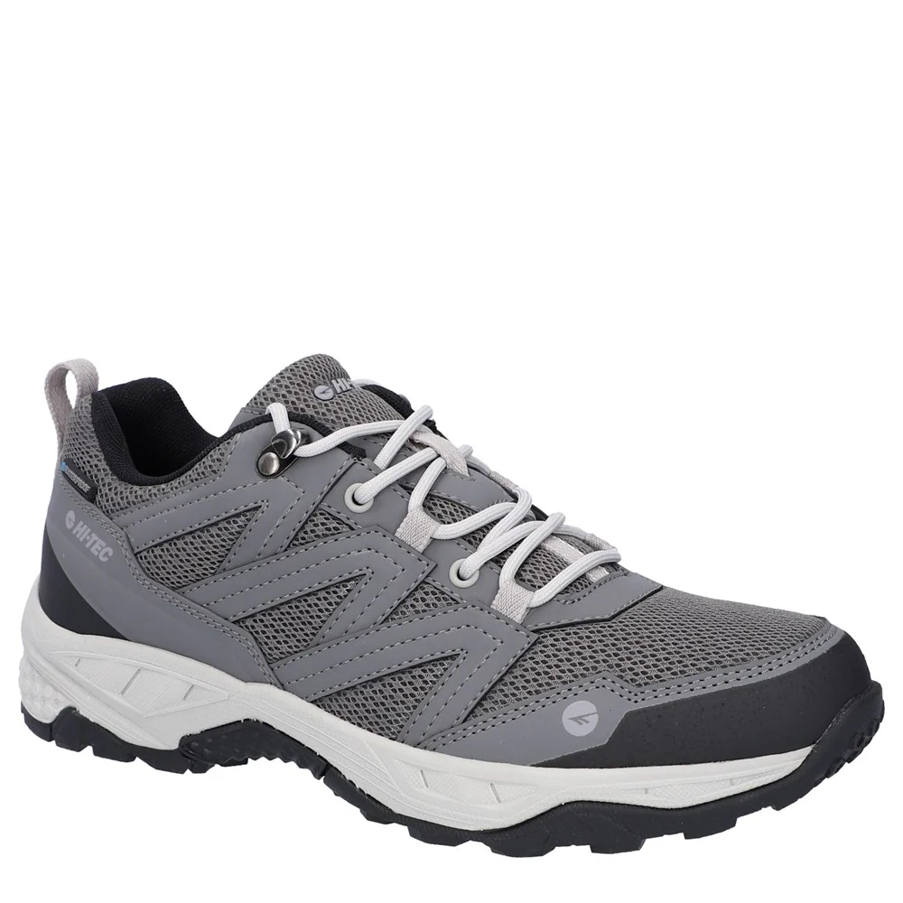 Hi-Tec Saunter WP Hiking Shoes