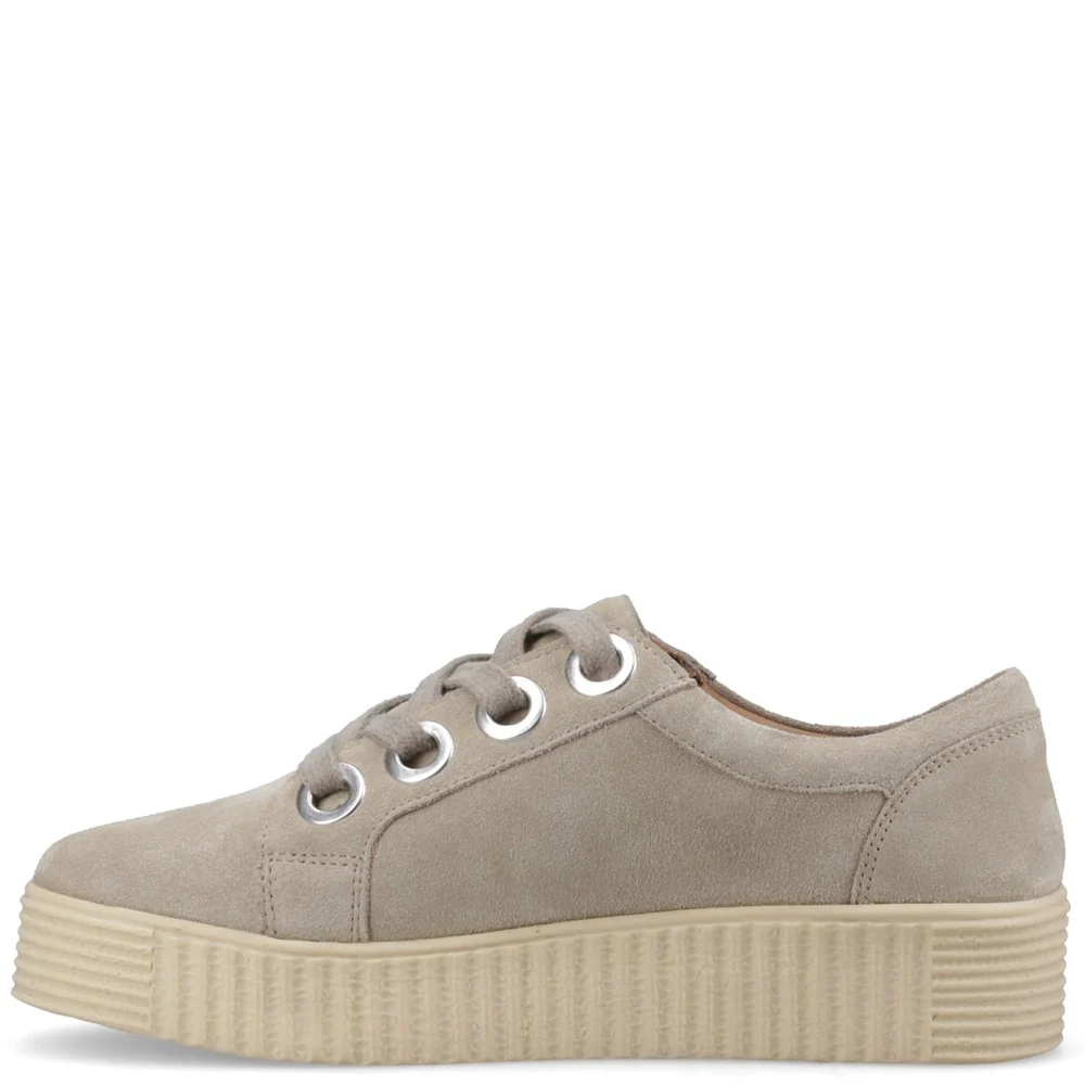 Hush Puppies Tamsin Suede Trainer - Image 4